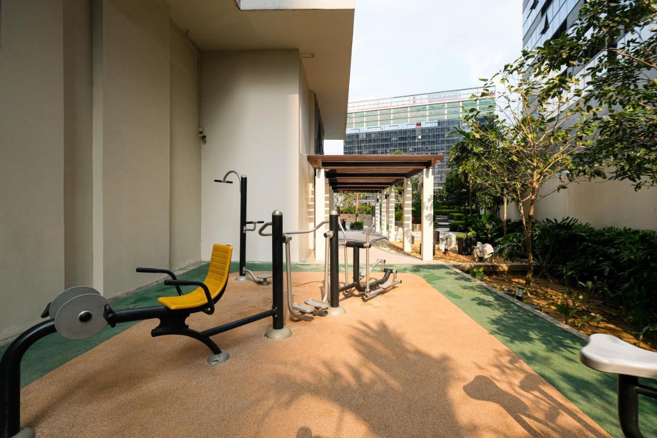 Cityscape View 2Br In Uptown Bgc W 200Mbps Wifi Taguig Exterior foto